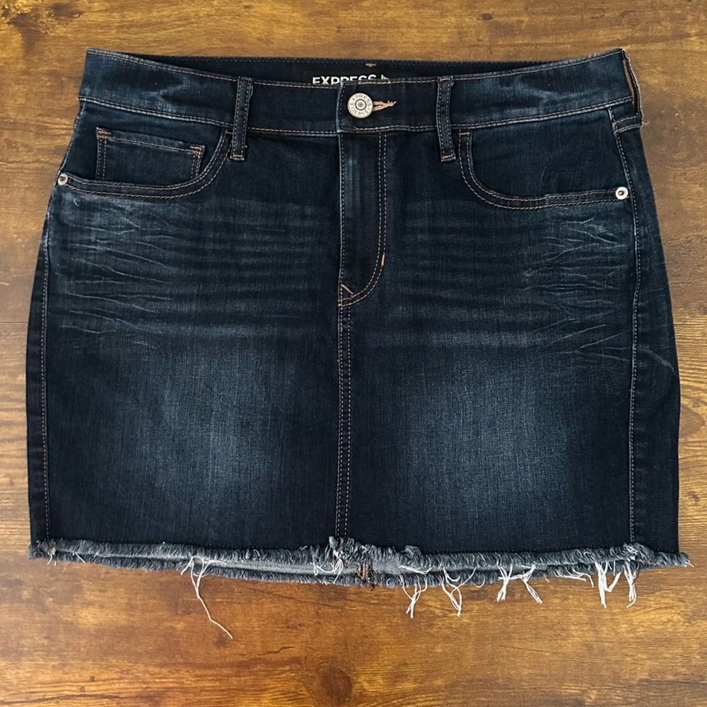 Express Dark Denim Frayed Hem Skirt
